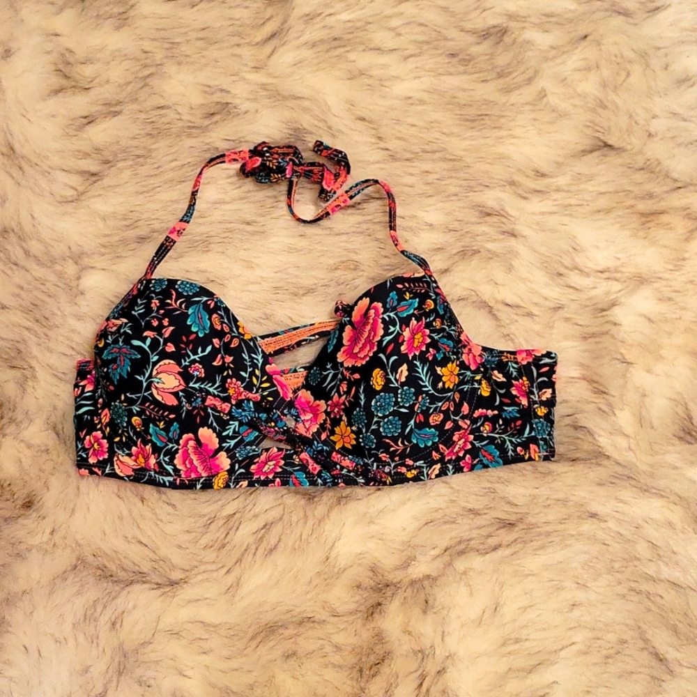 Floral bikini top